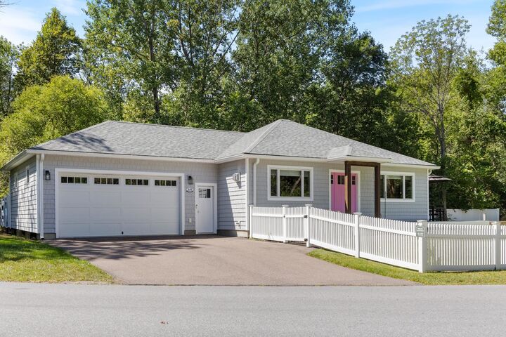 Property Photo: 275 Mills Point Road VT 05446