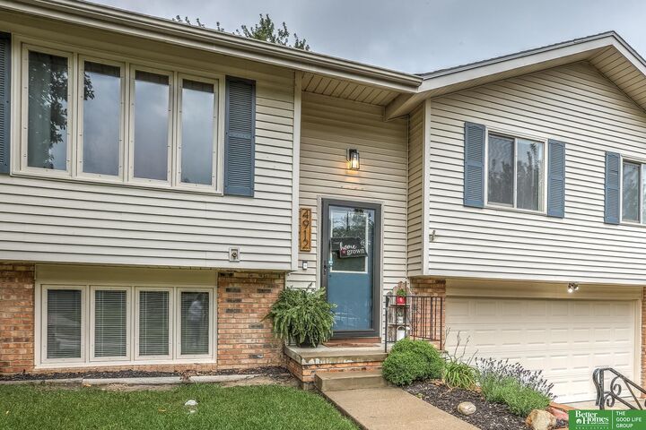 4912 S 146th Circle  Omaha NE 68137 photo