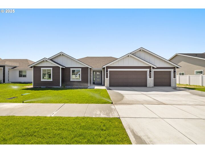 307 Sage St  Boardman OR 97818 photo