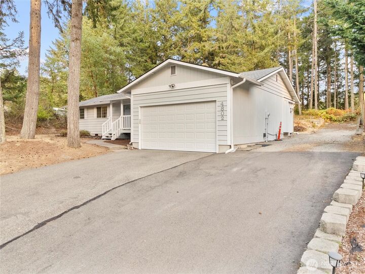 Property Photo:  4802  Delores Drive NE  WA 98516 