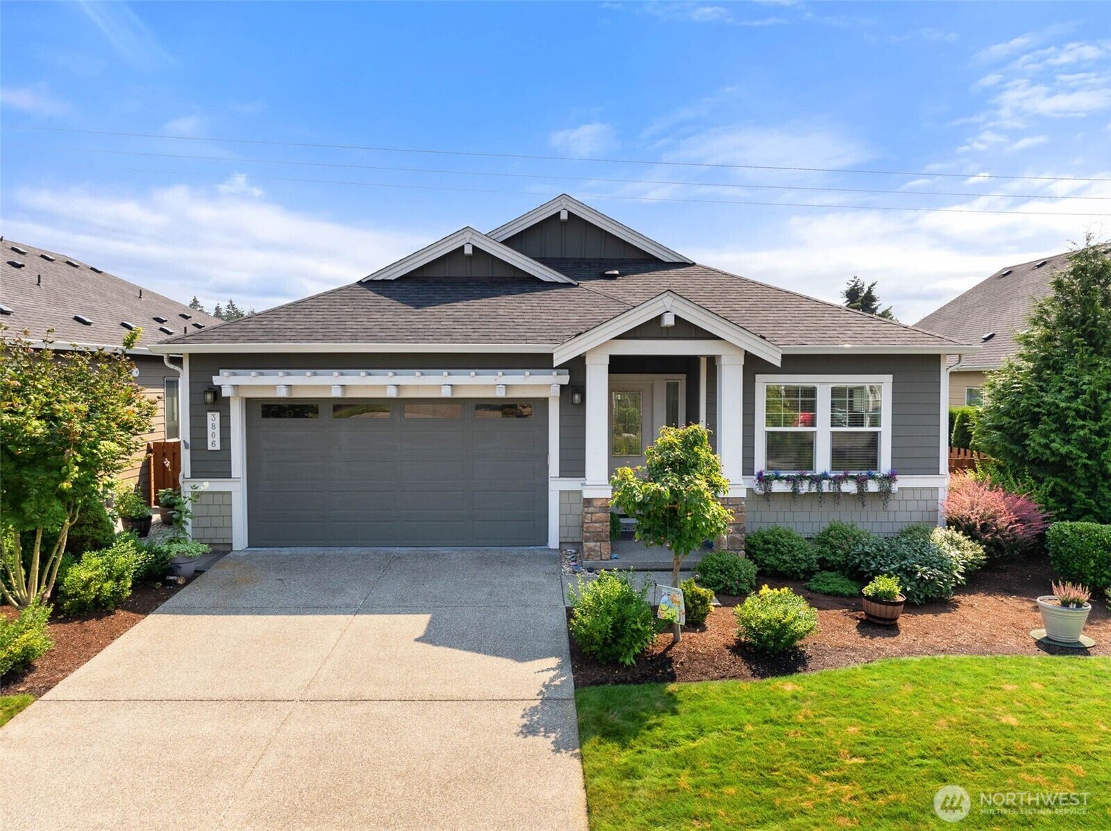 Property Photo: 3806 Eagledale Court SE WA 98513