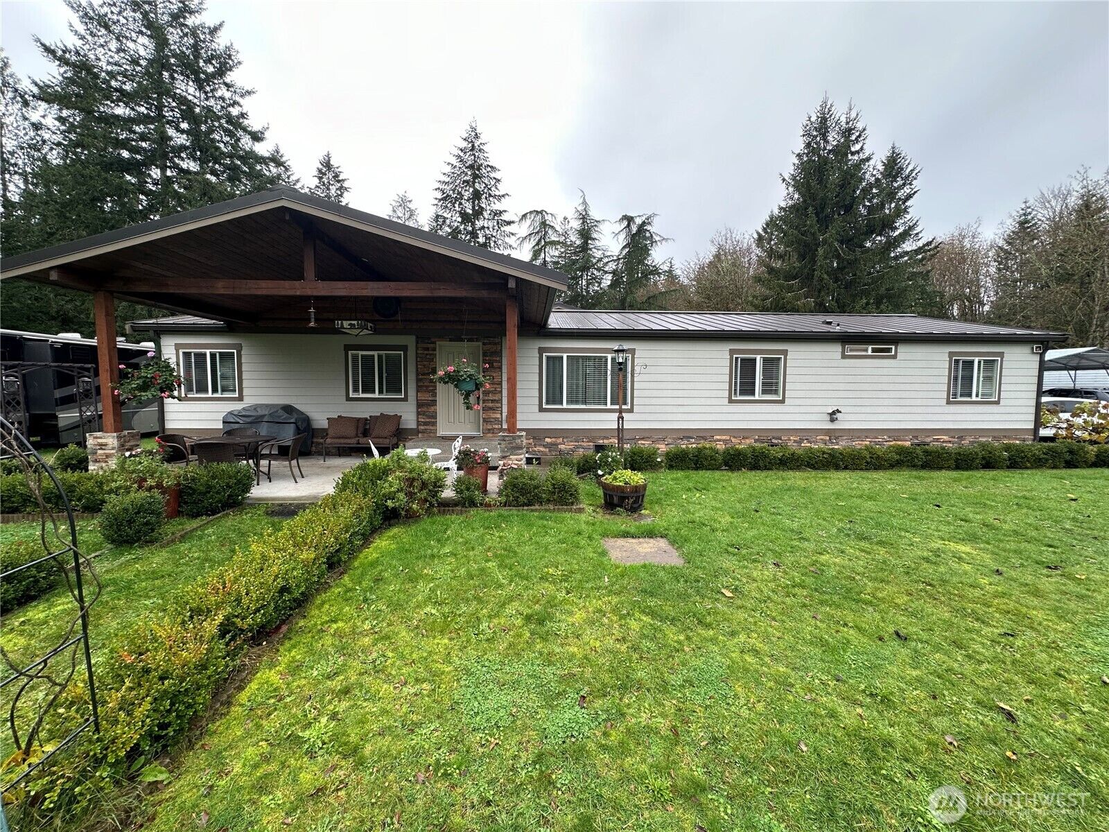 Property Photo:  31305 SE 202nd Avenue  WA 98042 