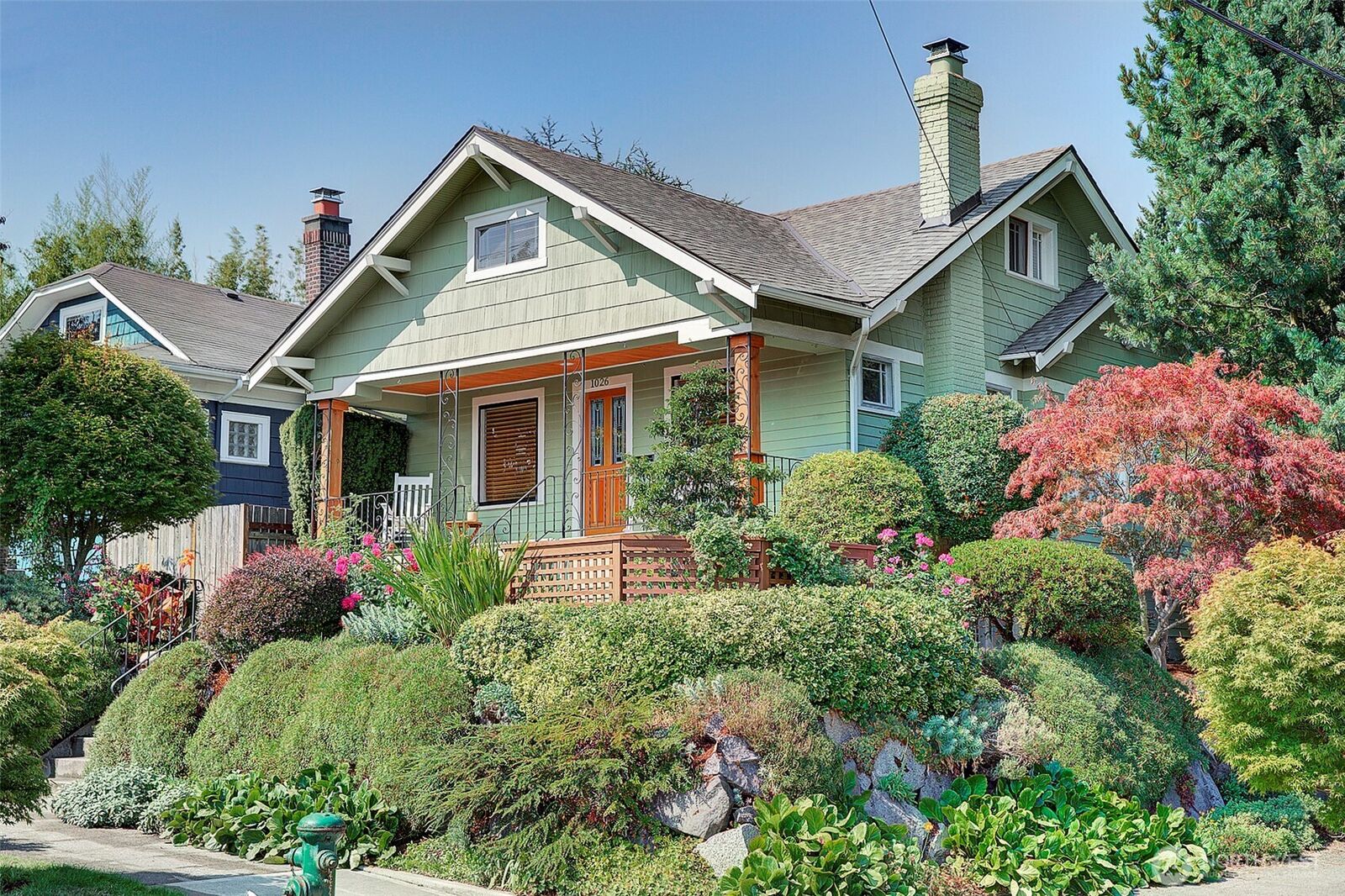 Property Photo:  1026 N 48th Street  WA 98103 