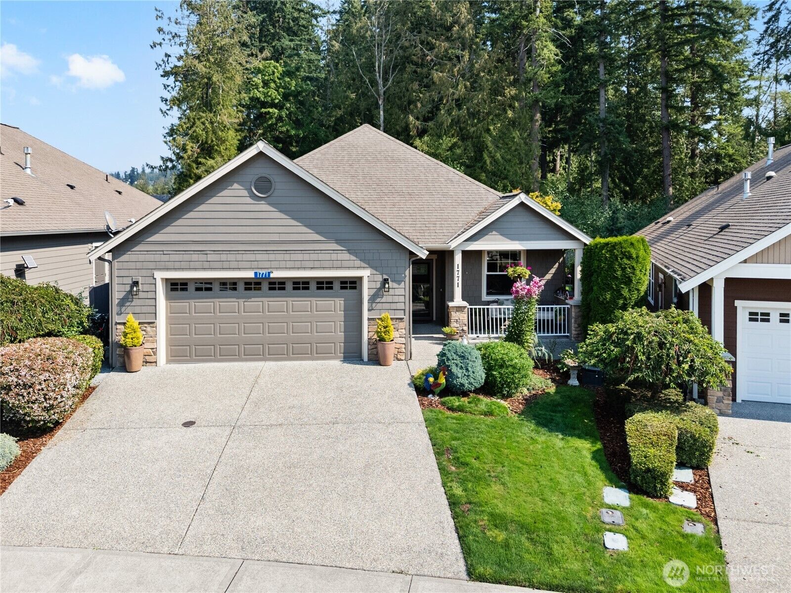 Property Photo: 1771 Grand Avenue WA 98274