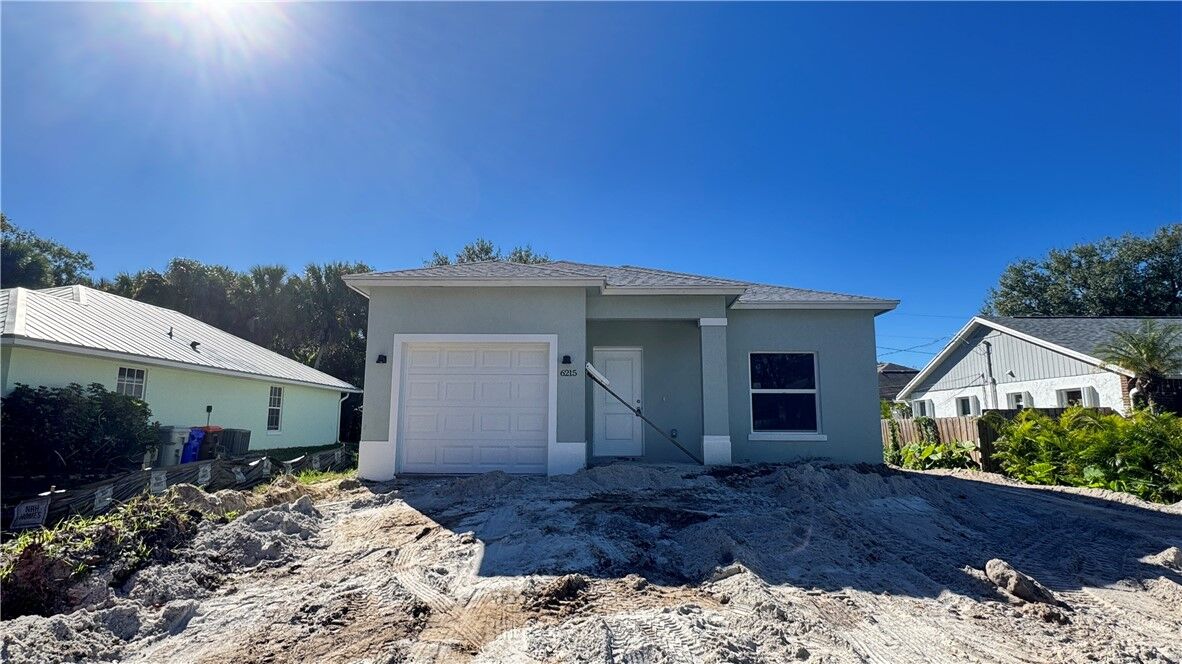Property Photo:  6215 4th Lane  FL 32968 