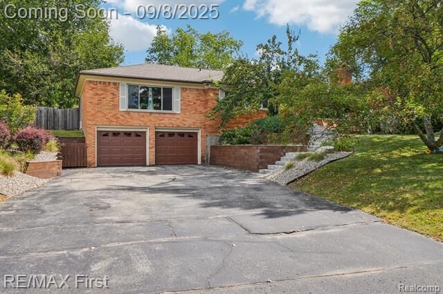 Property Photo: 6024 Overlook MI 48346