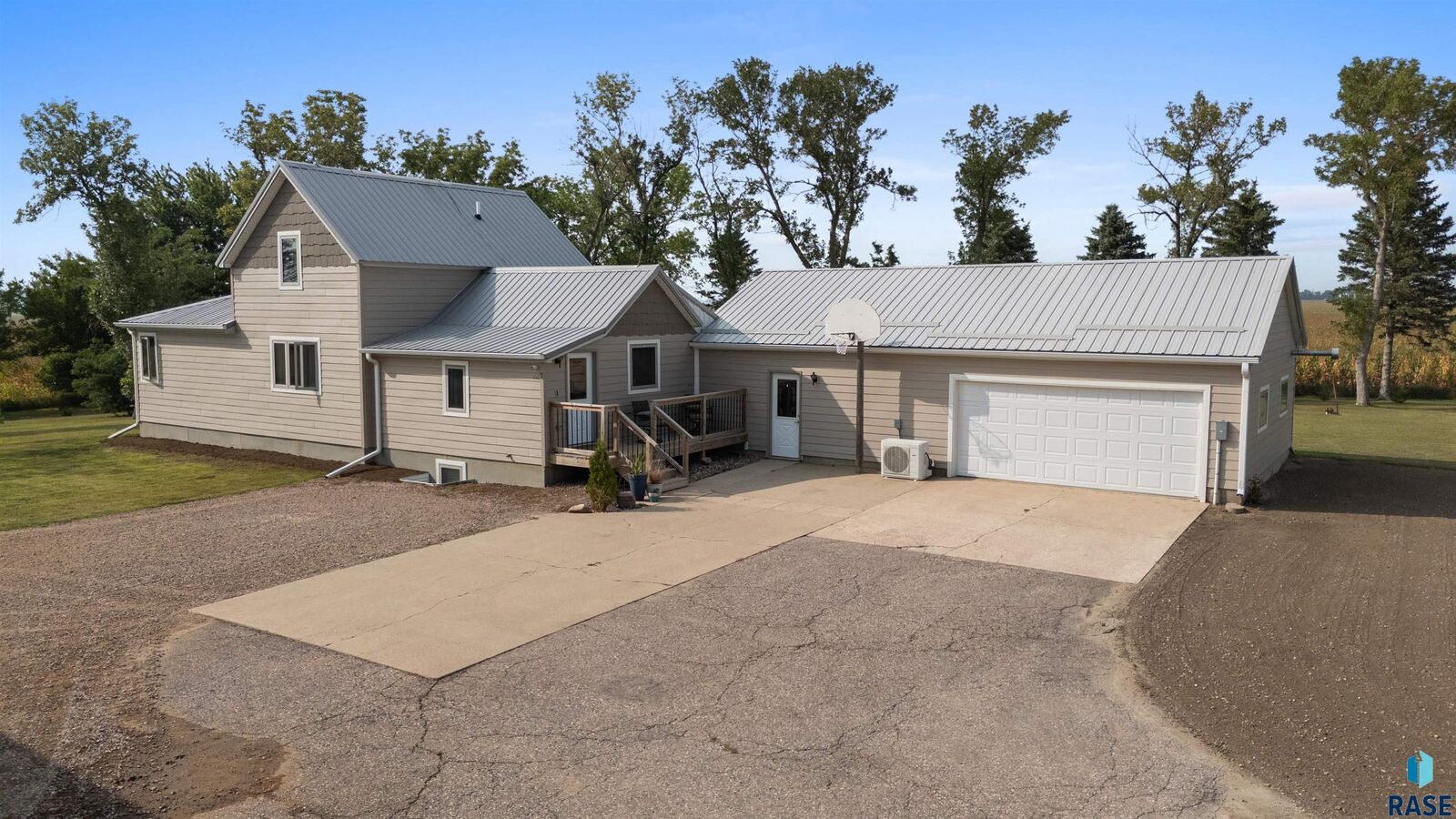 Property Photo: 26549 455th Ave SD 57035