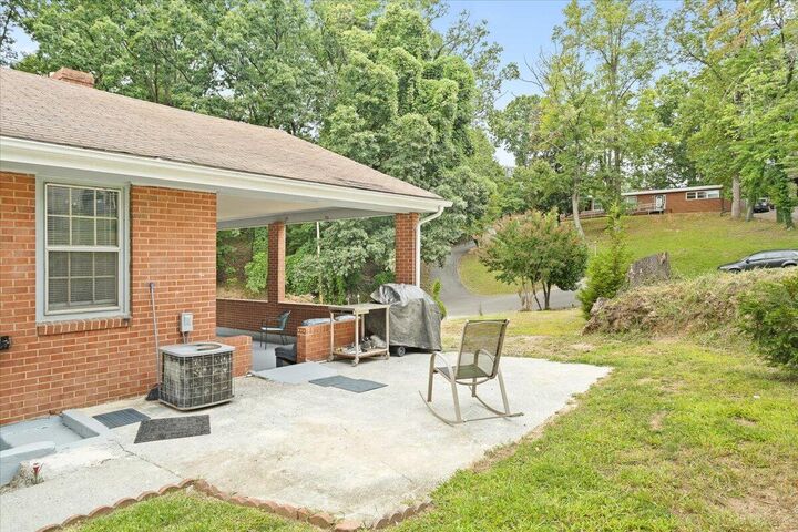 1019 Silverwood Rd NW  Roanoke VA 24017 photo