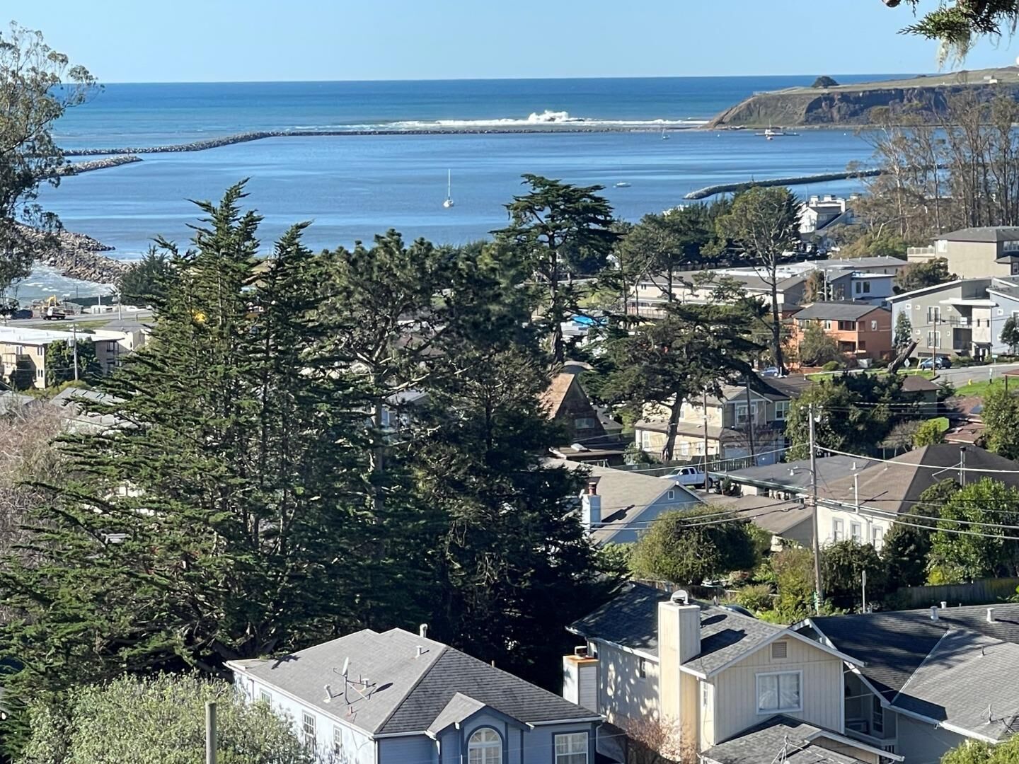 Property Photo:  001 Columbus  CA 94018 