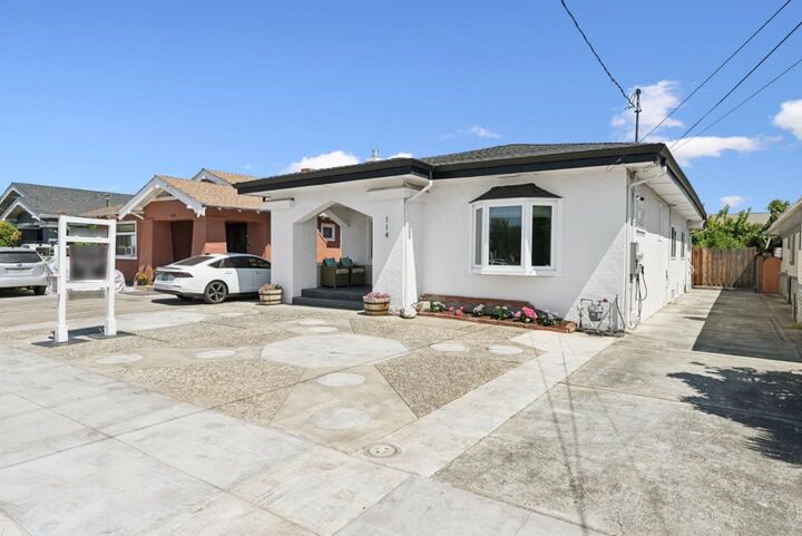 Property Photo: 114 Hollywood Avenue CA 95112