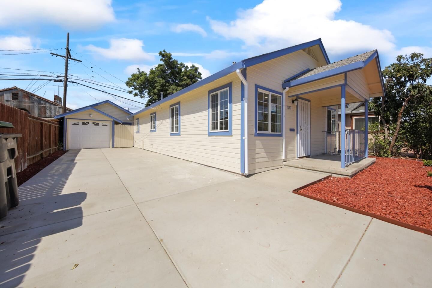 Property Photo:  1257 Sunnyside Avenue  CA 95205 