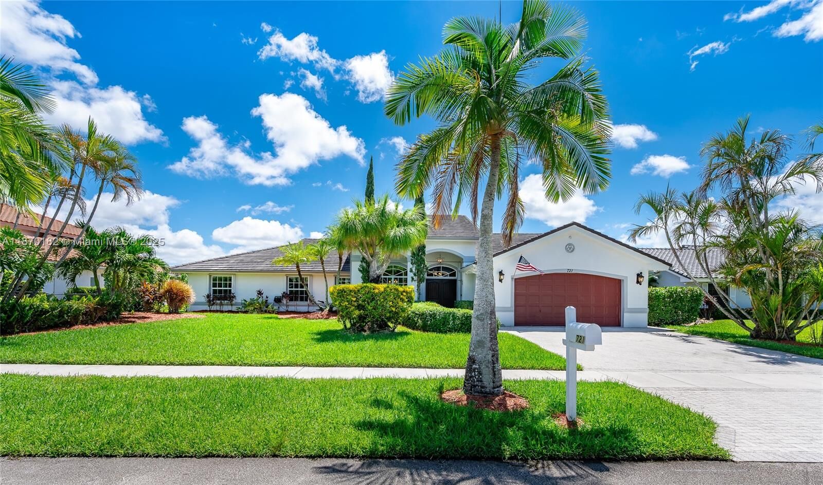 Property Photo:  721 NW 193rd Ave  FL 33029 