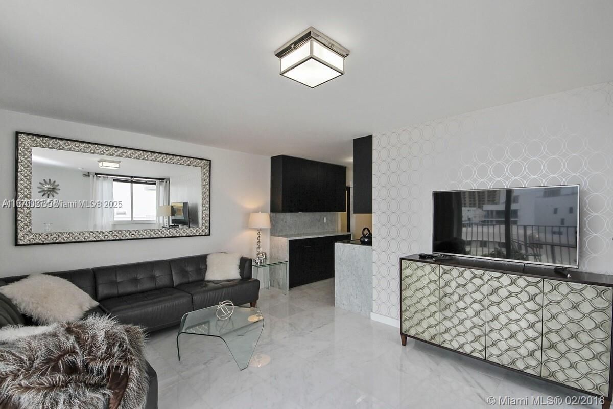 Property Photo: 1255 Collins Av 601 FL 33139