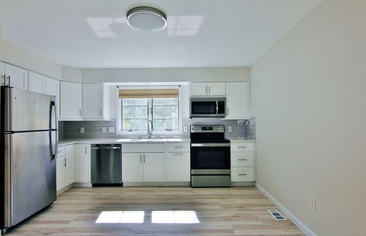 Property Photo: 14 Dora Street 4 CT 06902