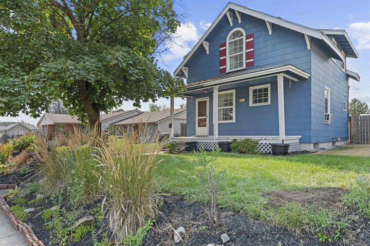 4711 N Stevens St  Spokane WA 99205 photo
