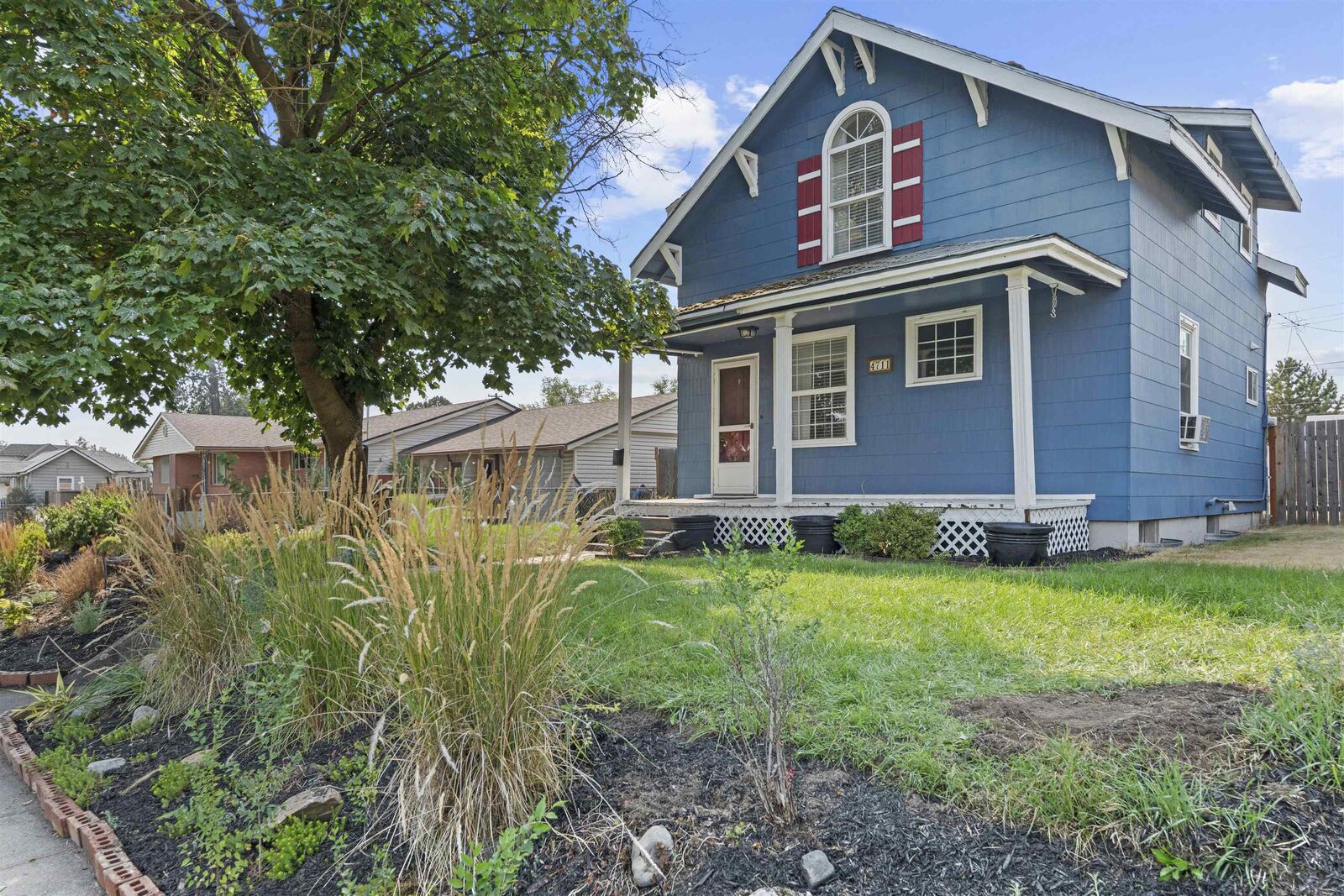 Property Photo: 4711 N Stevens St WA 99205