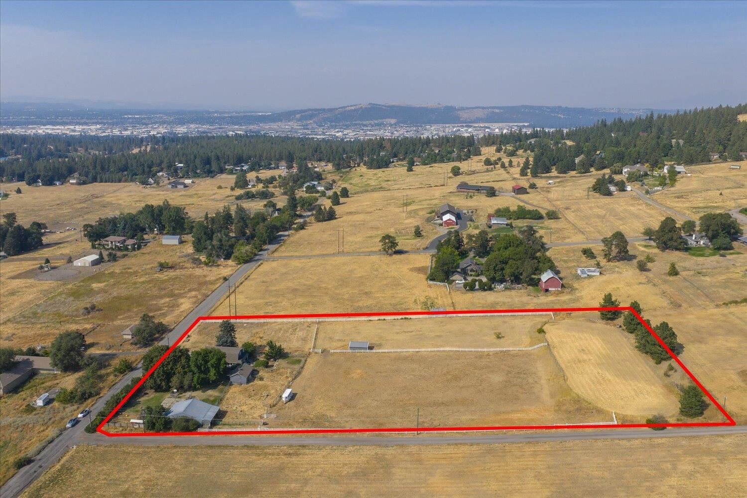 Property Photo:  3313 S Fancher Rd  WA 99223 