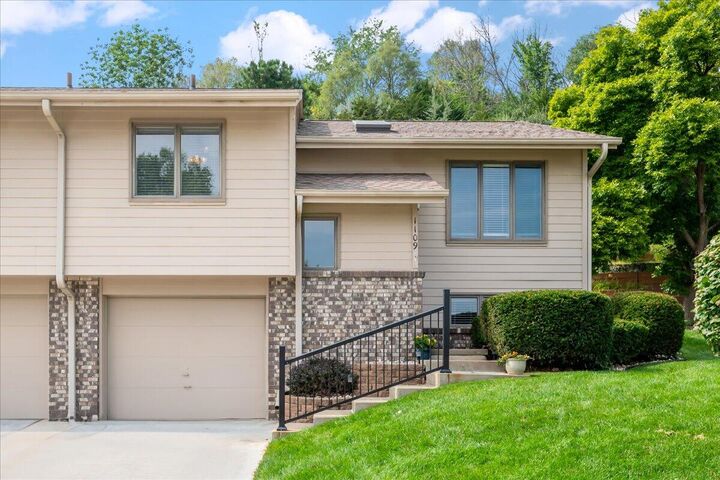 Property Photo: 1109 Arbor Ridge Drive IA 51503