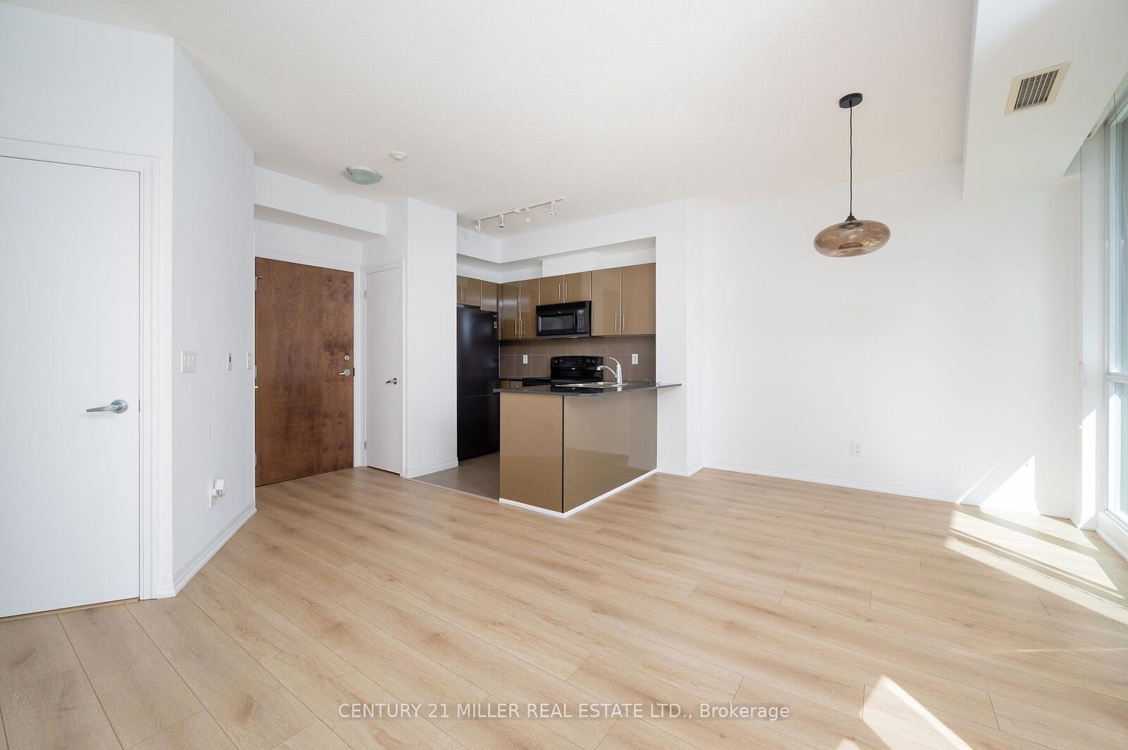 Property Photo:  16 Yonge Street 310  ON M5E 2A1 