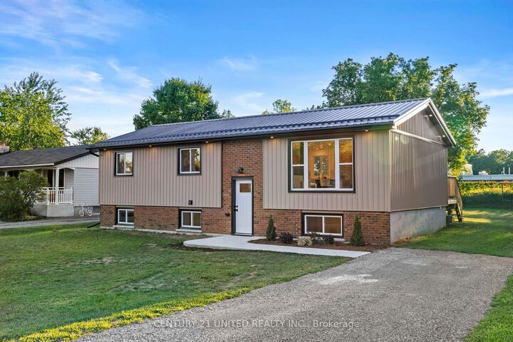 Property Photo:  25 William Street  ON K0L 1Z0 