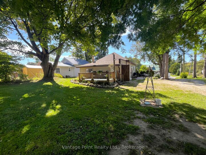 Property Photo: 777007 10 Highway ON N0H 1R0