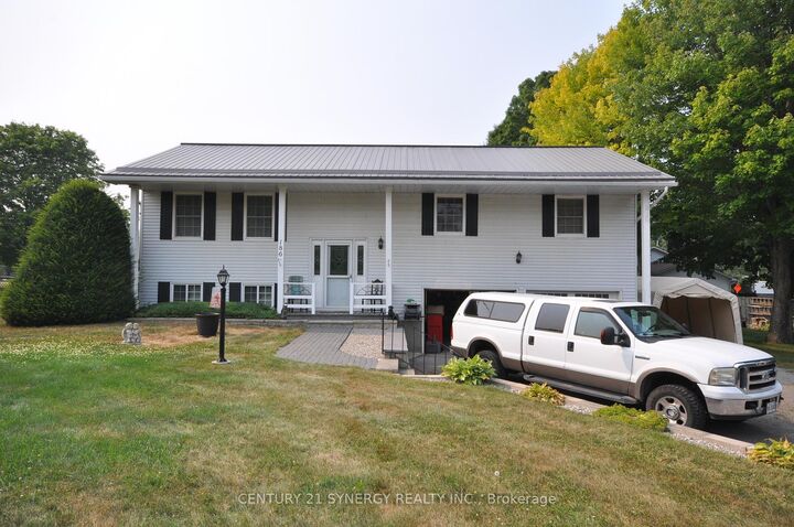 186 Golf Club Road N  Rideau Lakes ON K7A 4S5 photo