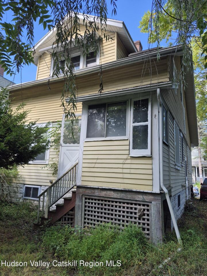Property Photo: 19 Hewitt NY 12401