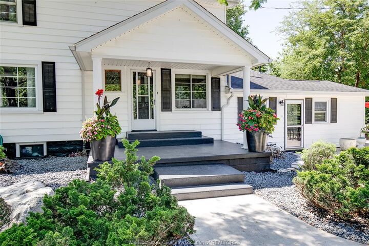 Property Photo: 6239 Holden Road ON N0R 1L0