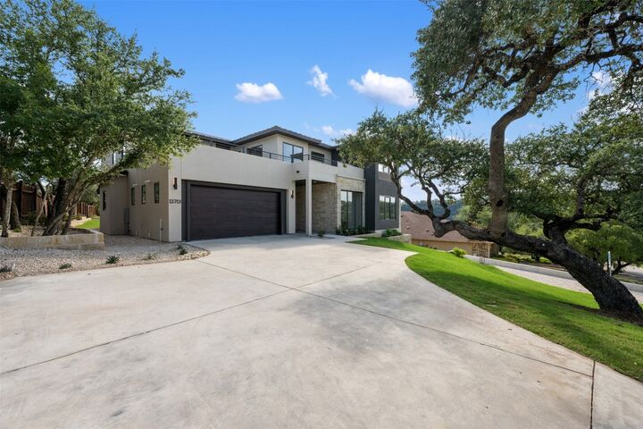 Property Photo:  13701 Montview Drive  TX 78732