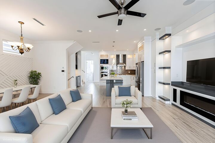 Property Photo: 16737 16th Avenue BC V3Z 0T3
