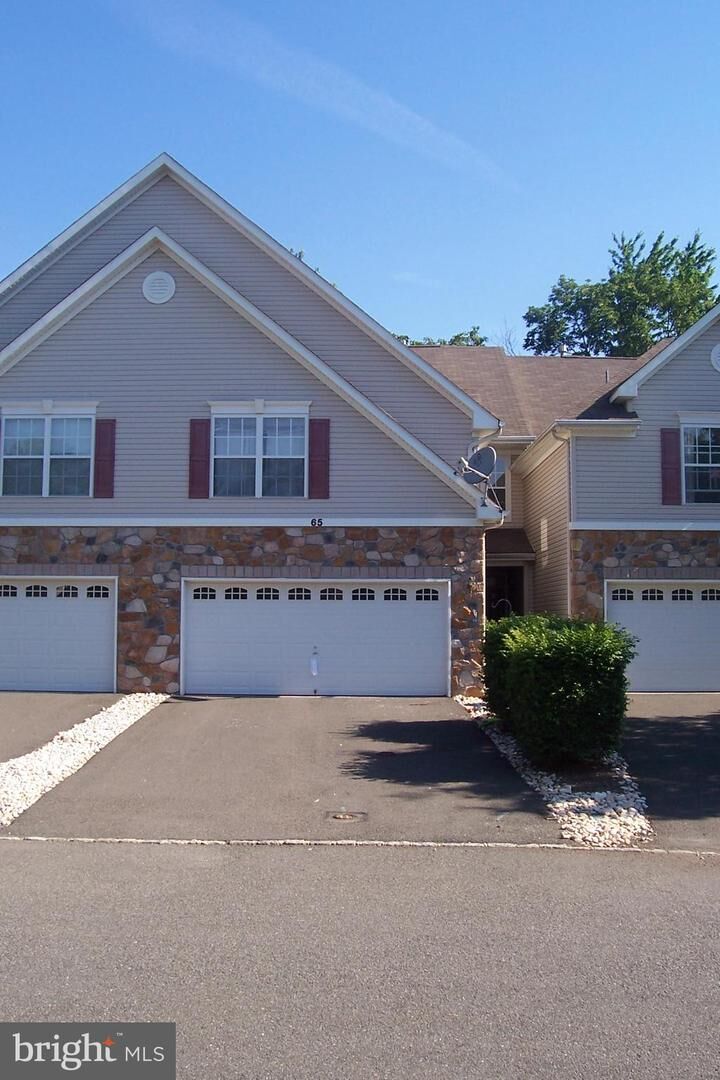 Property Photo: 65 Heath Court NJ 08534