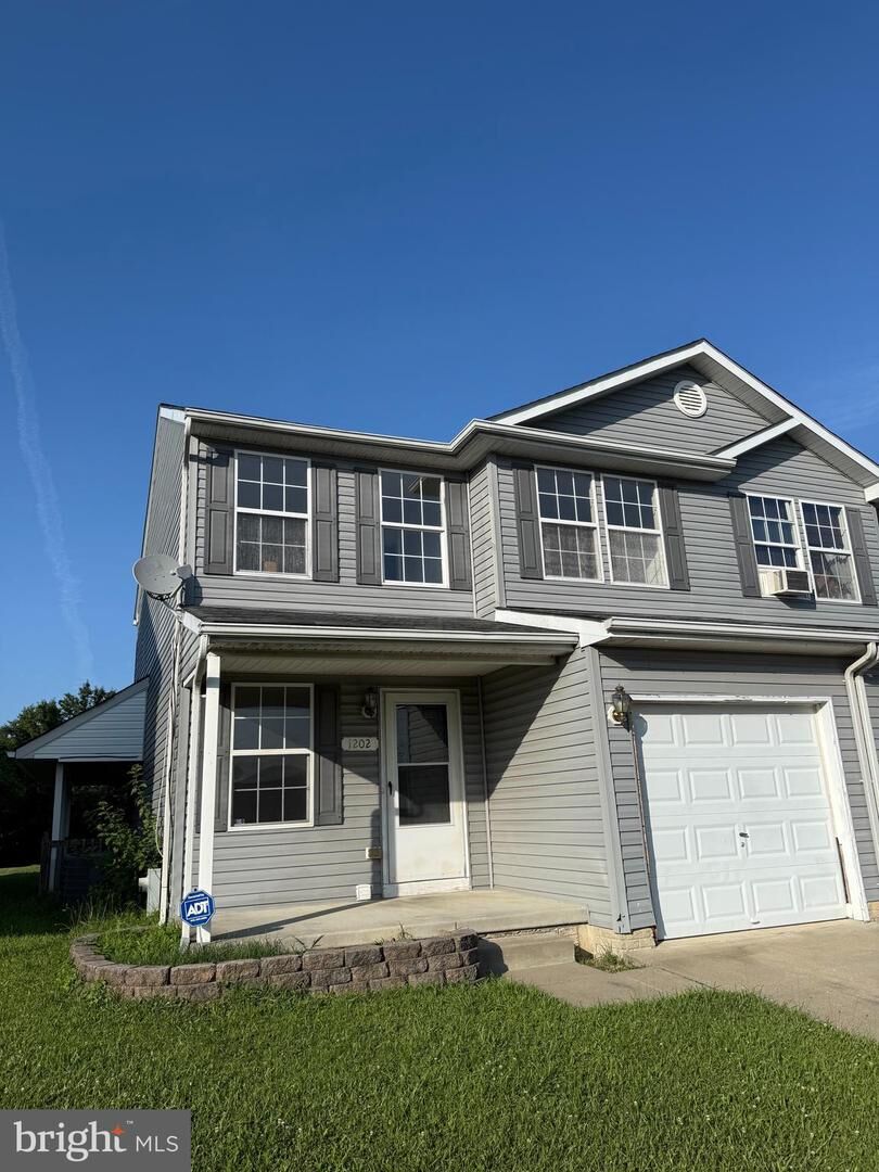 Property Photo:  1202 Rosegate Court  MD 21237 