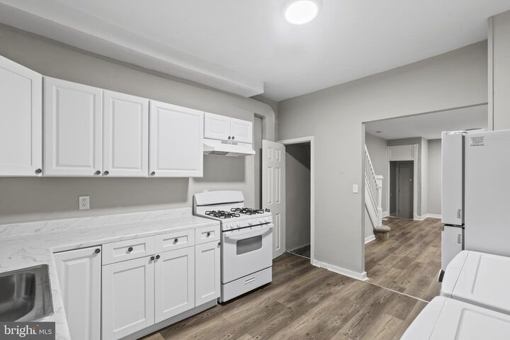 Property Photo:  722 N Glover Street N  MD 21205 