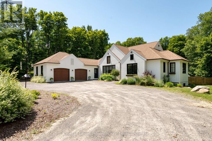 Photo de la propriété:  350 Skyhills Road  ON P1H 2N5 