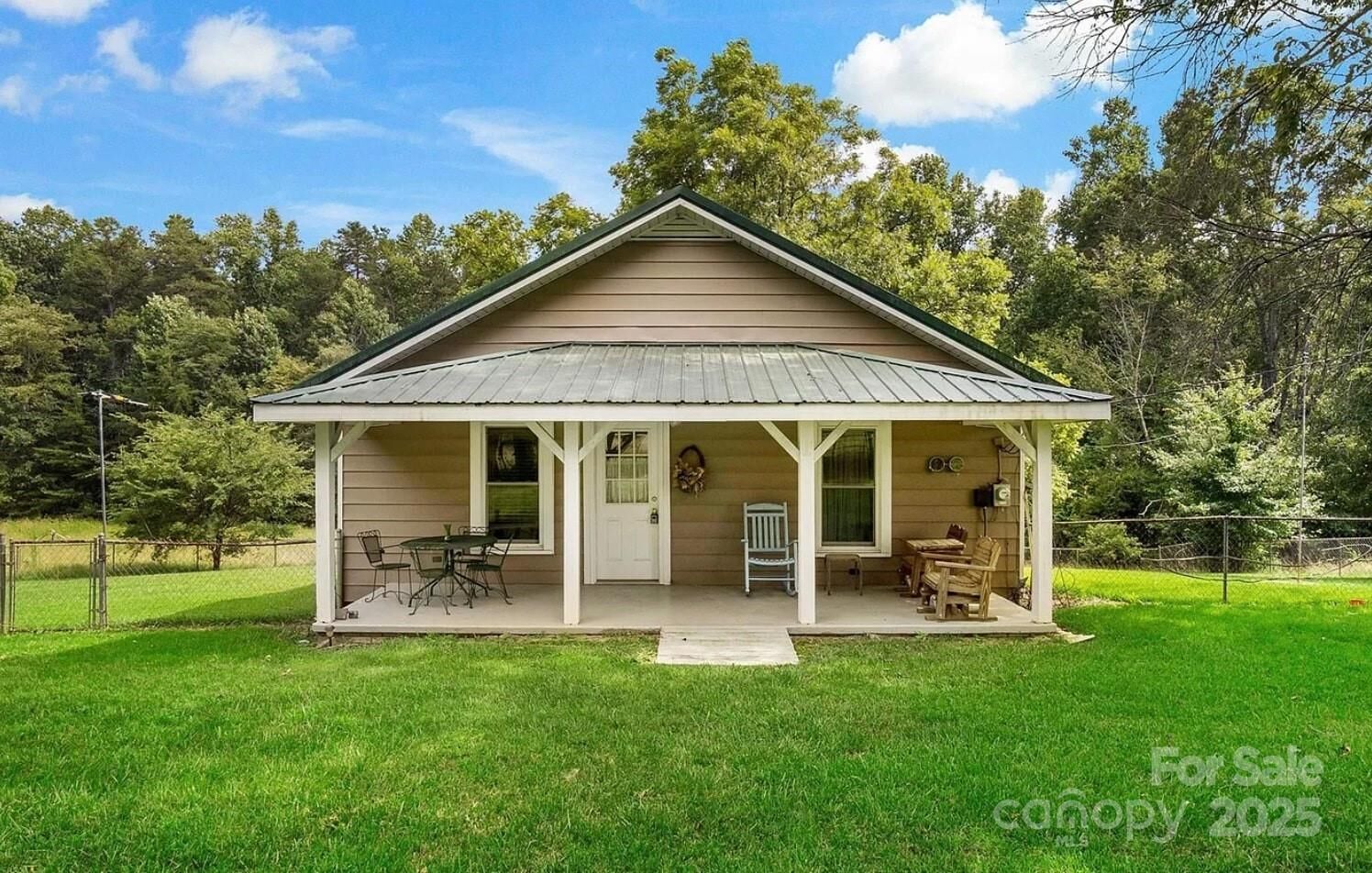 Property Photo:  250 Circus Trail  NC 28043 