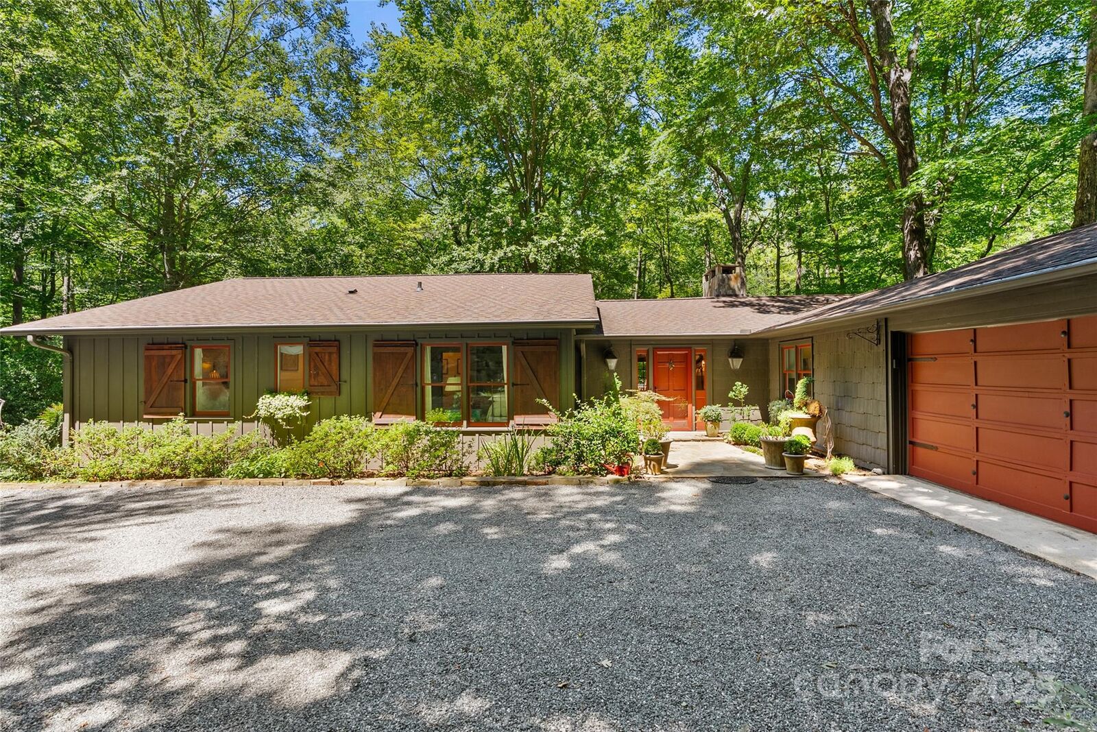 Property Photo: 117 Tranquil Lane NC 28722