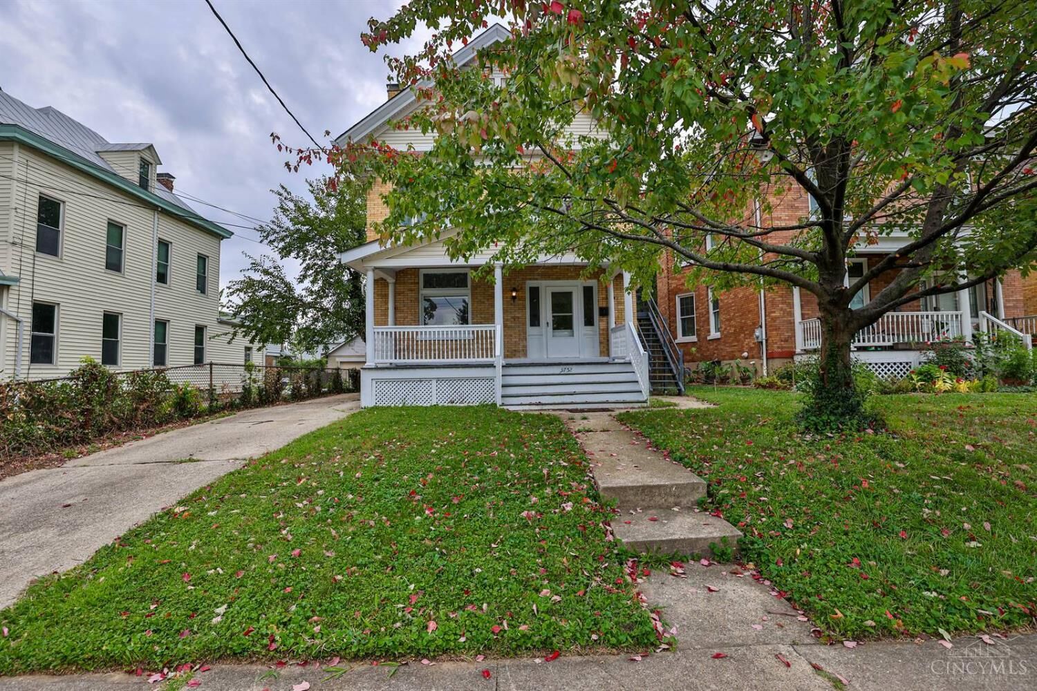 Property Photo: 3752 Regent Avenue OH 45212