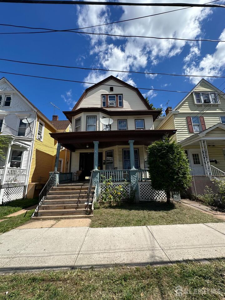 Property Photo:  267 Handy Street  NJ 08901 