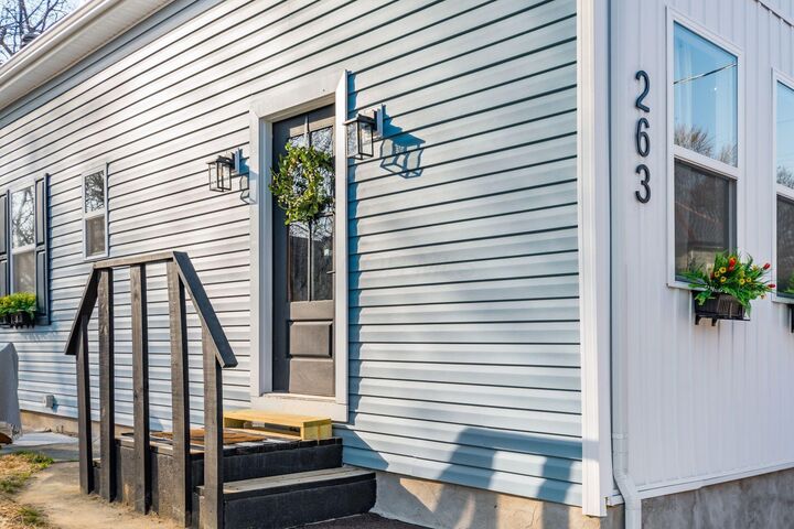 Property Photo:  263 S 20th Street  OH 43205 