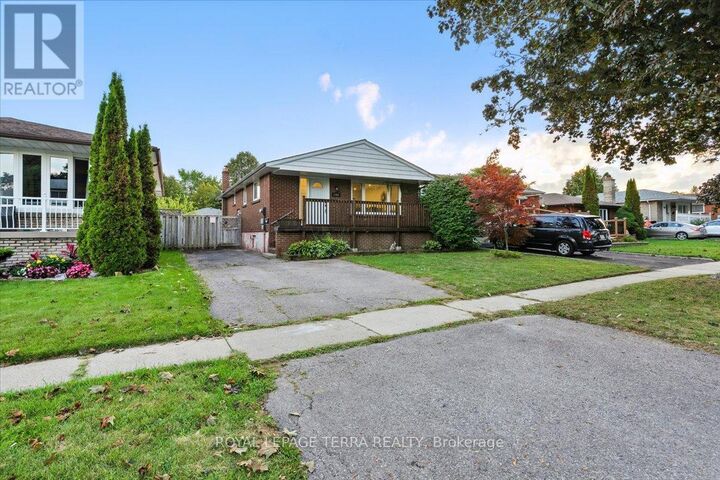 Property Photo:  1382 Fundy Street  ON L1J 3N6 