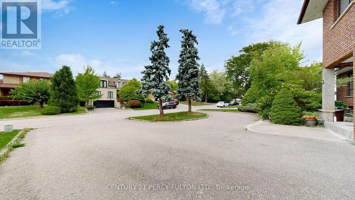 Property Photo:  53 Poinsetta Drive  ON L3T 2T7 