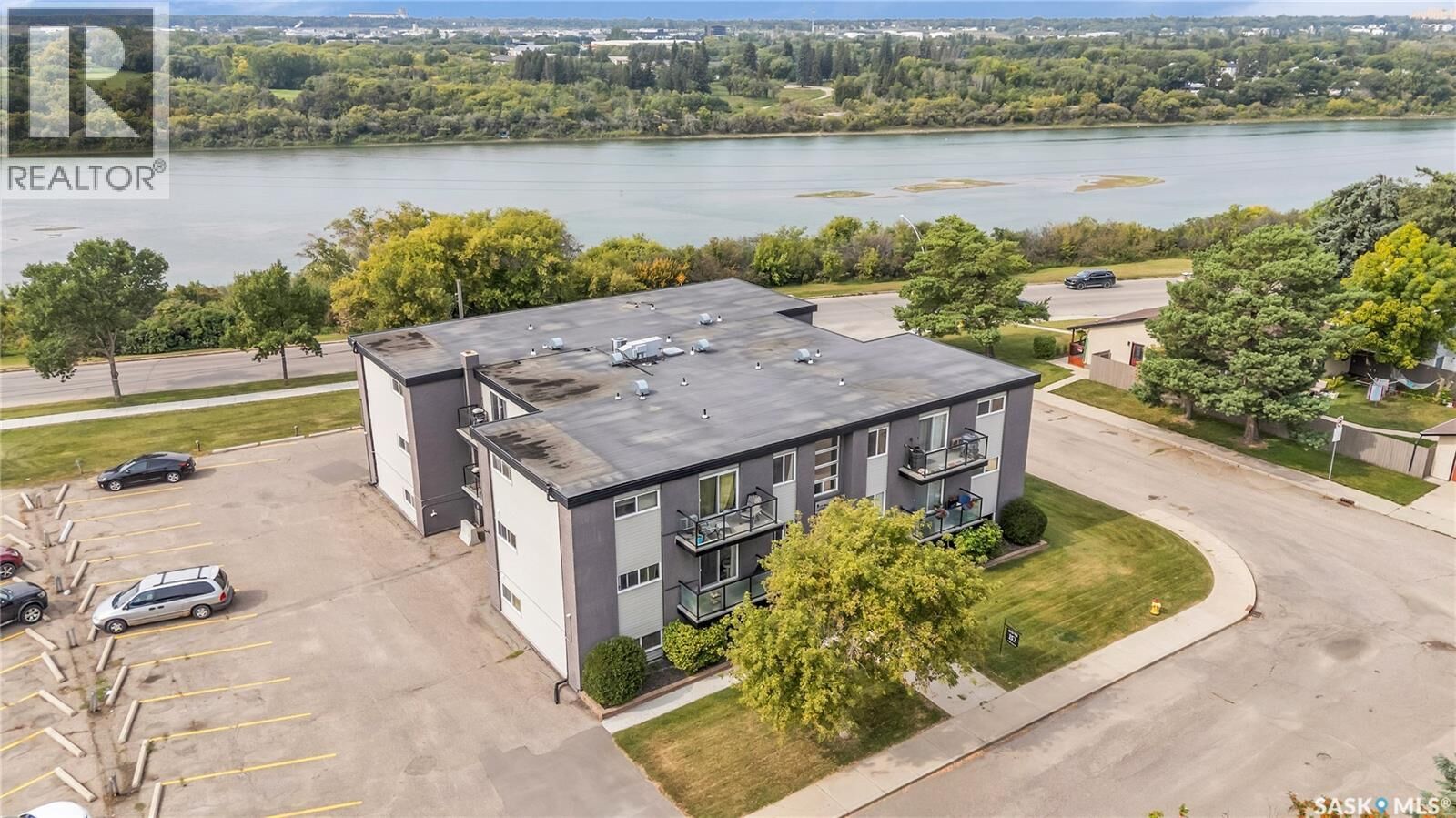 Property Photo:  15 2106 St Cecilia Avenue  SK S7M 0P2 