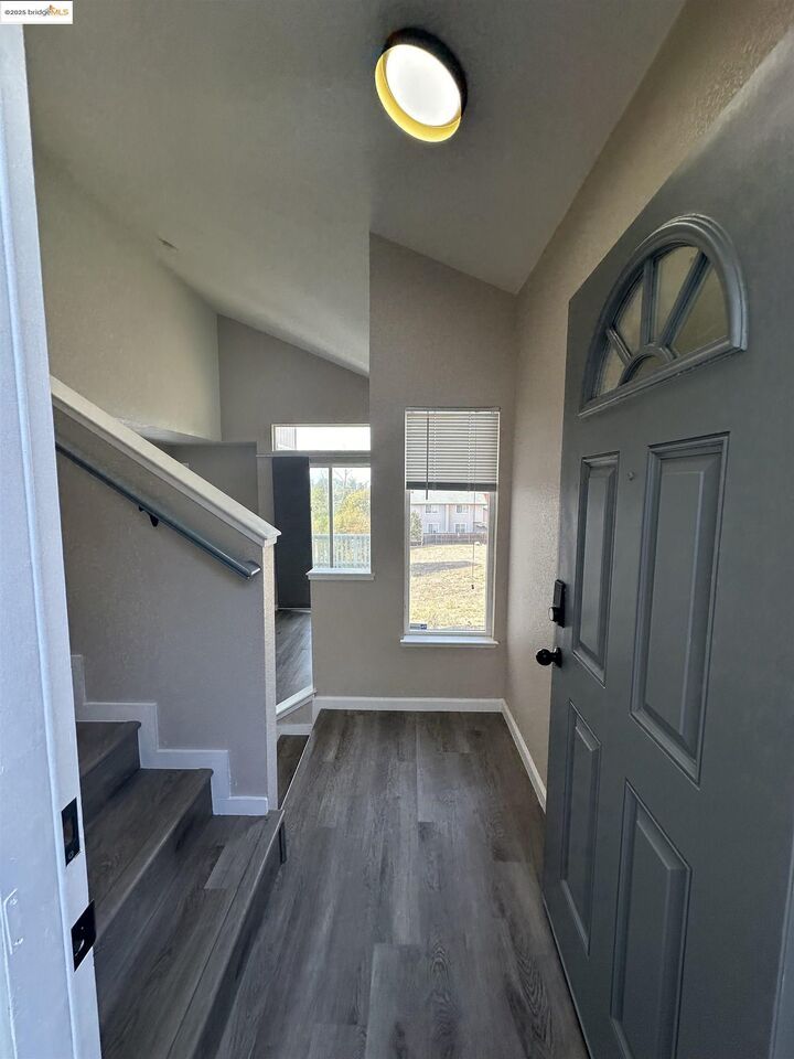 Property Photo:  13 Aspen Ct  CA 94591 