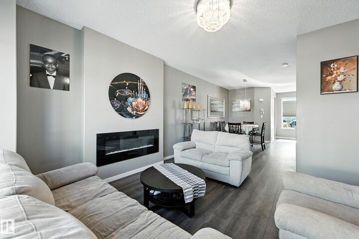 Property Photo: 6321 170 Avenue NW AB T5Y 3X7