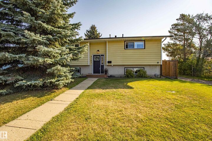 Property Photo: 3143 73 Street NW AB T6K 1K2