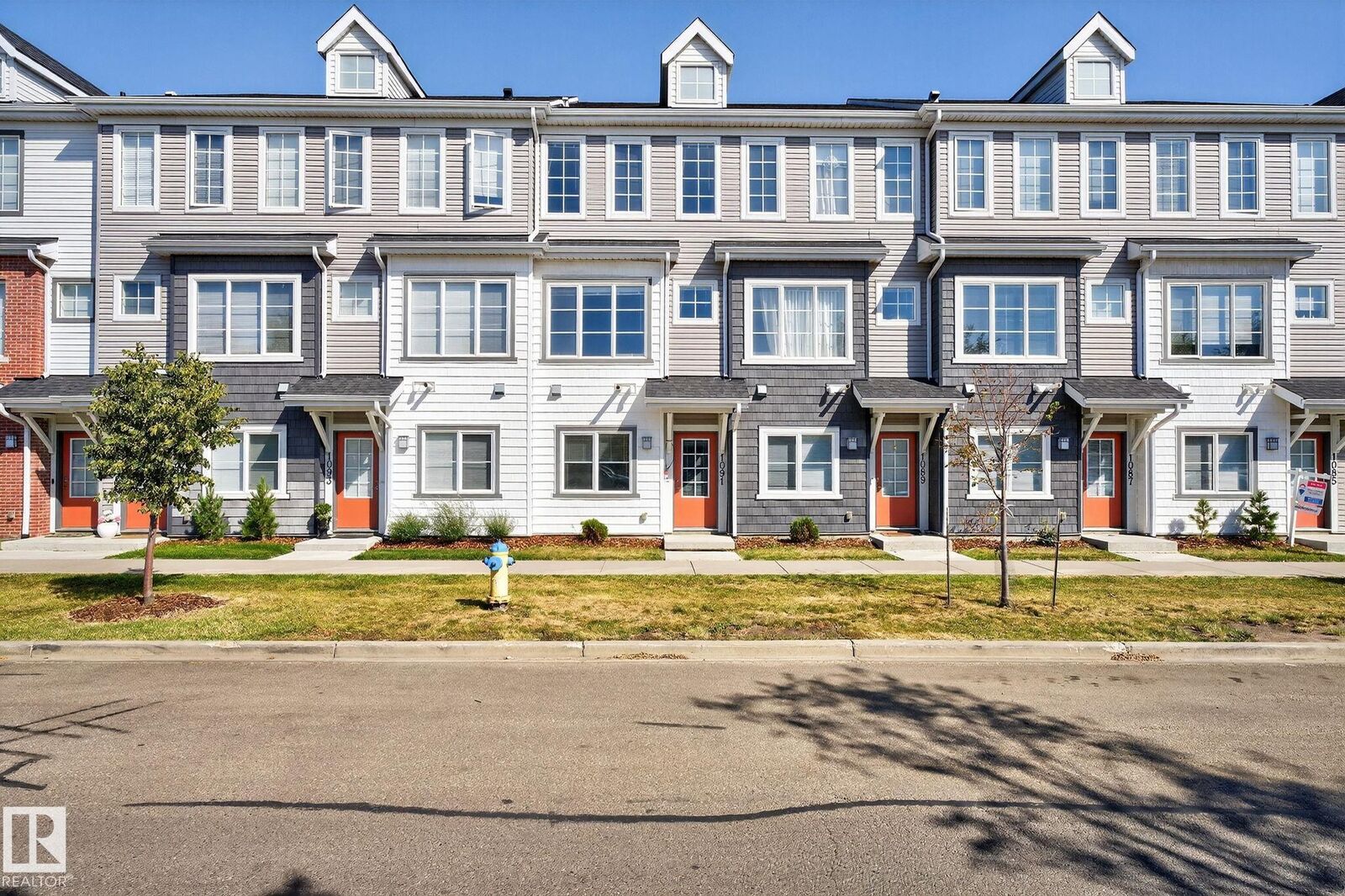 Property Photo:  1091 Gault Boulevard NW  AB T5E 6W3 