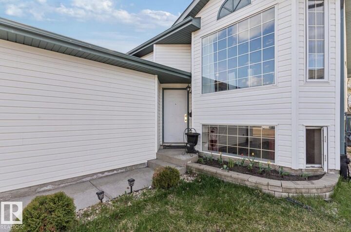 Property Photo: 4030 37A Avenue NW AB T6L 7A1
