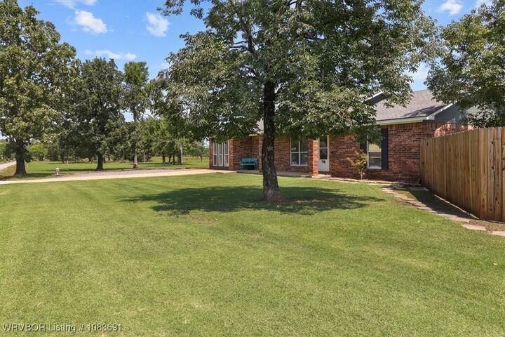 Property Photo:  18 Pickle Lane  OK 74937 