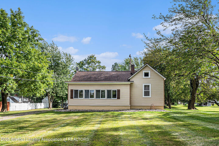 6003 W Willow Highway  Lansing MI 48917 photo