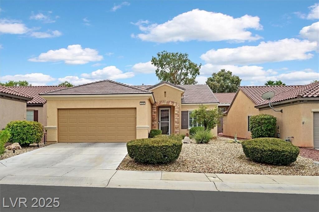 Property Photo: 2208 Sawtooth Mountain Drive NV 89044